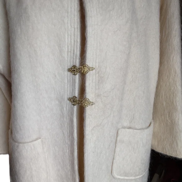 Rare Vintage Talbots Wool/Mohair Cream Coat - Picture 6 of 6